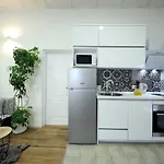 Summer Flower Apartman
