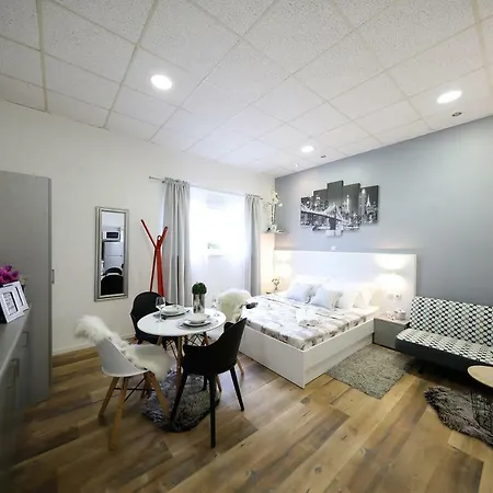 Summer Flower Appartement *
