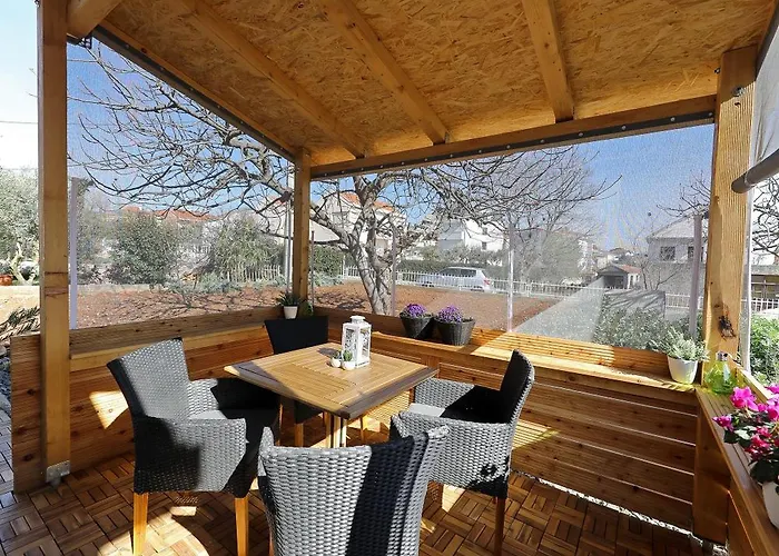 Апартаменты Summer Flower Задар