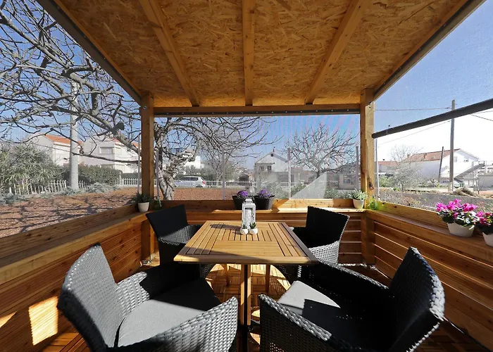 Апартаменты Summer Flower